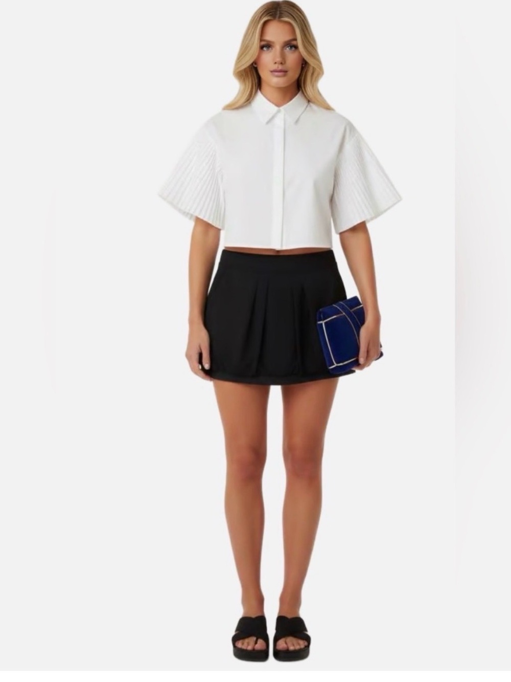 BCBGMaxAzria Black Pleated Mini Bubble Skirt with exposed gold zipper